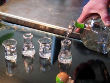 Verres Shot Table Périodique en Verre de Laboratoire